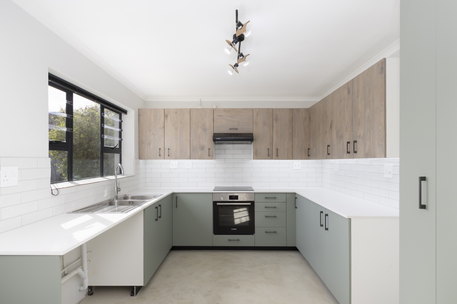 To Let 3 Bedroom Property for Rent in Strand North Western Cape